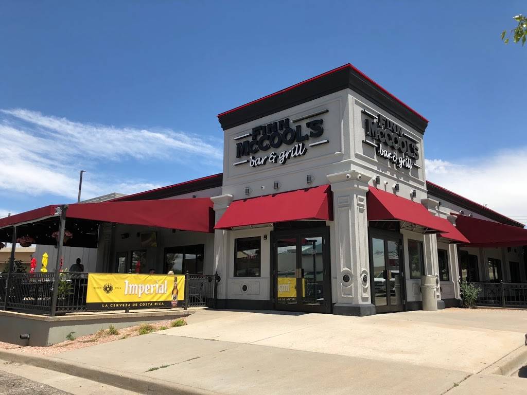 finn mccool's bar happy hour